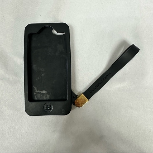 BCBGMAXAZRIA iPhone 5 phone case - Picture 2 of 4